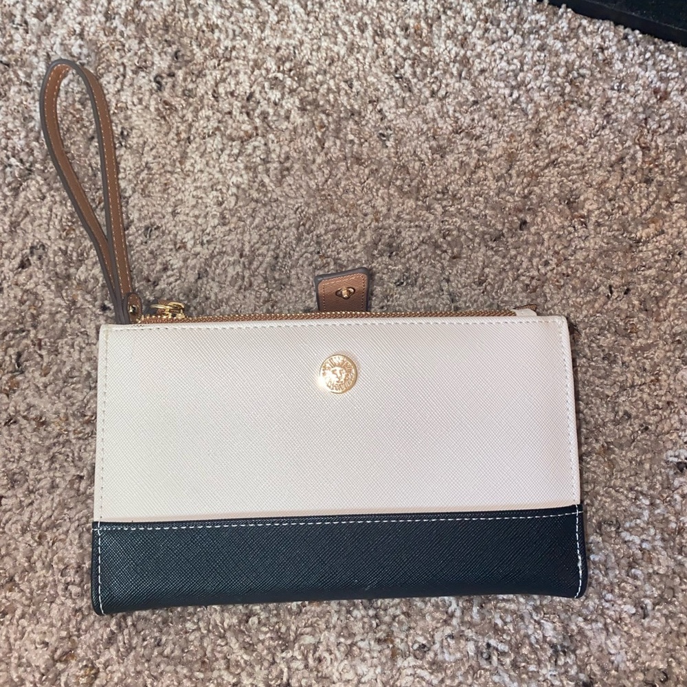 Anne Klein wallet
